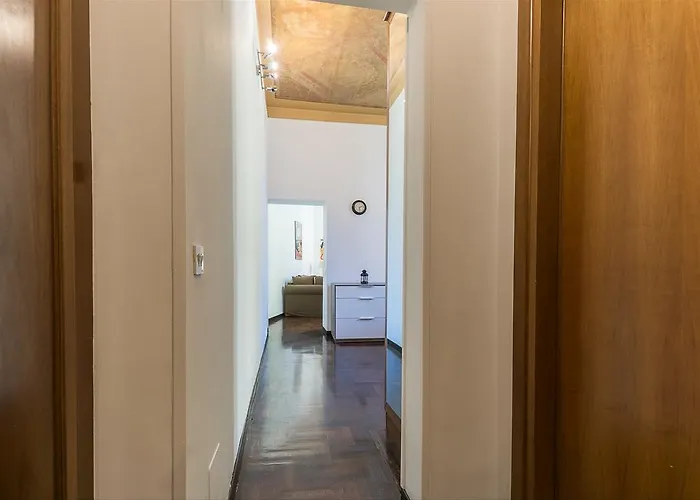 Guesthost - Palazzo Borghese Lovely Flat רומא